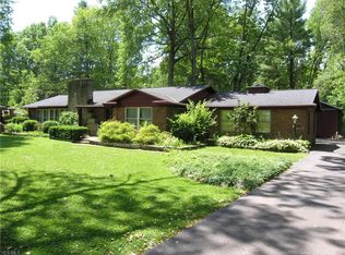 1931 Grafton Rd, Elyria, OH 44035