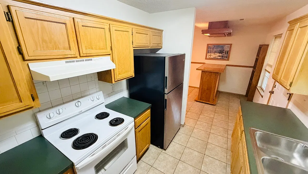 2 bed, 926 sqft, $1,450 — Photo 4