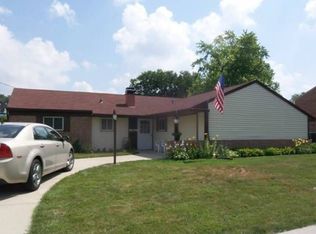 1361 Hartford St, Glendale Heights, IL