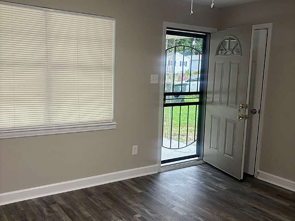 2nd image of 4566 Range Line Rd