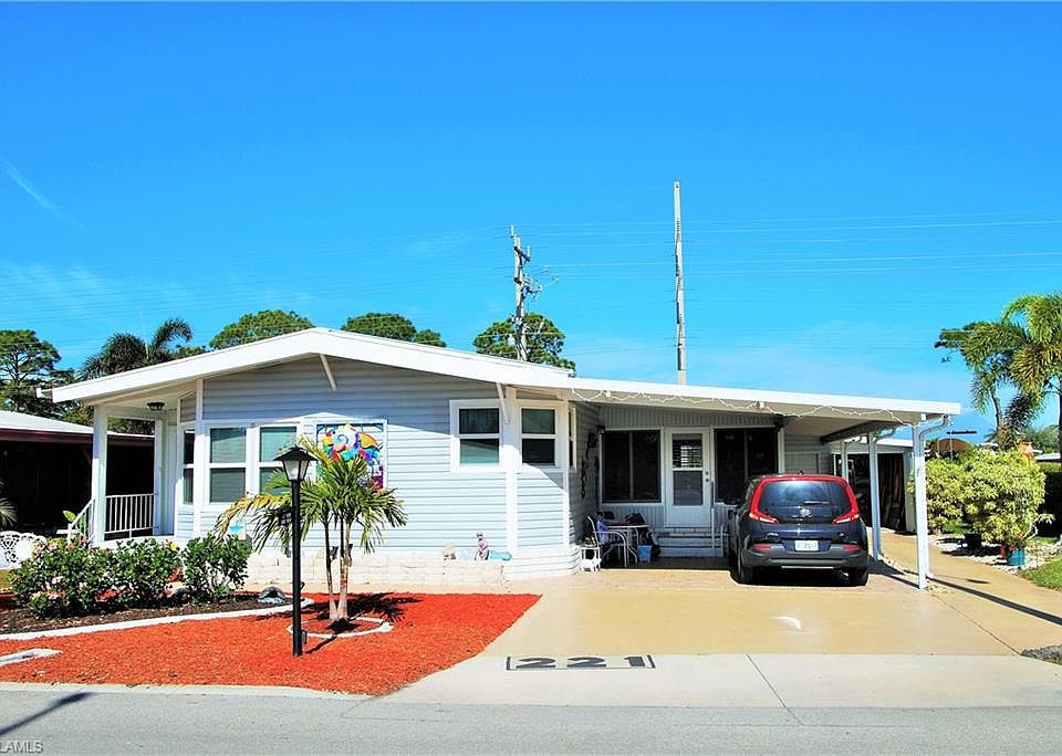 1st image of 221 Nicklaus Blvd