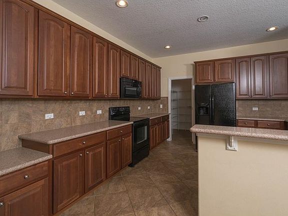 Kitchen 3
