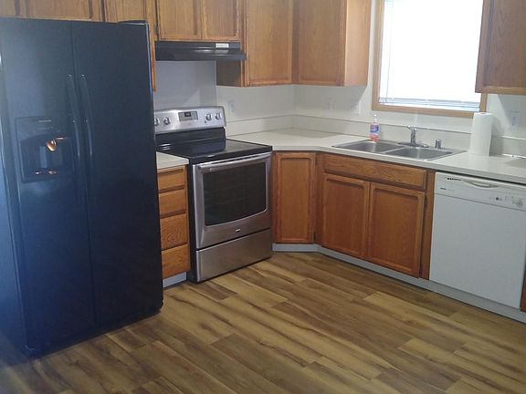 4th image of 14315 SE 7th St