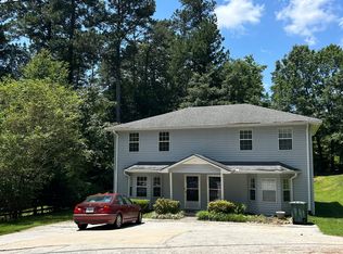 210 Woodlawn Dr, Toccoa, GA 30577