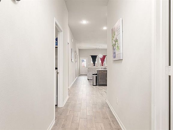 5th image of 3202 Dawn Redwood Lane