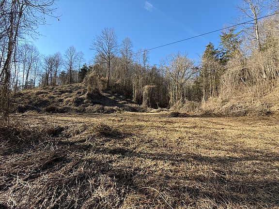 The home_structure lots along KY 30