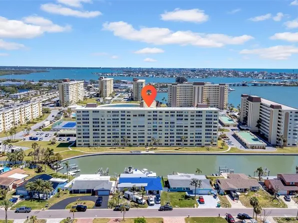 4725 Cove Cir APT 302, Saint Petersburg, FL 33708