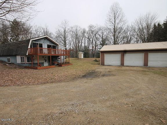 3rd image of 11045 W M 179 Hwy