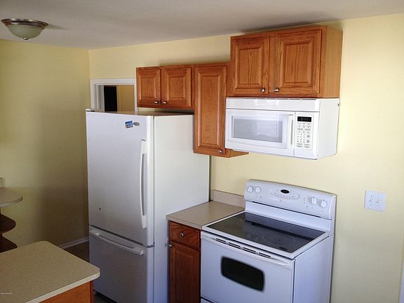 3rd image of 107 Canterbury St SW