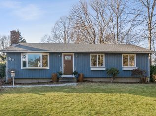 143 Beach Park Rd, Clinton, CT 06413