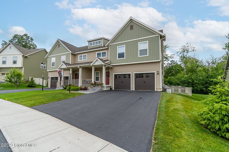 2nd image of 23 Weston Way