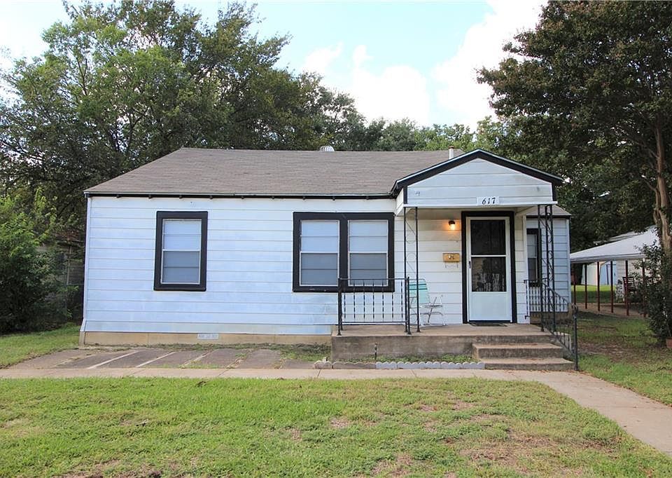 1st image of 617 SE 2nd St