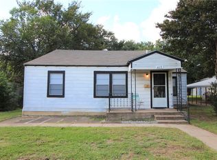 617 SE 2nd St, Grand Prairie, TX 75051
