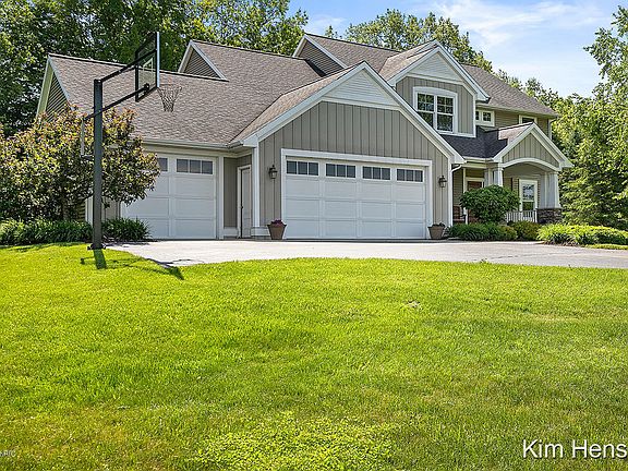 5th image of 8620 Olde Meadow Dr NE