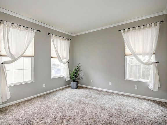 4th image of 1853 Ivycrest Way