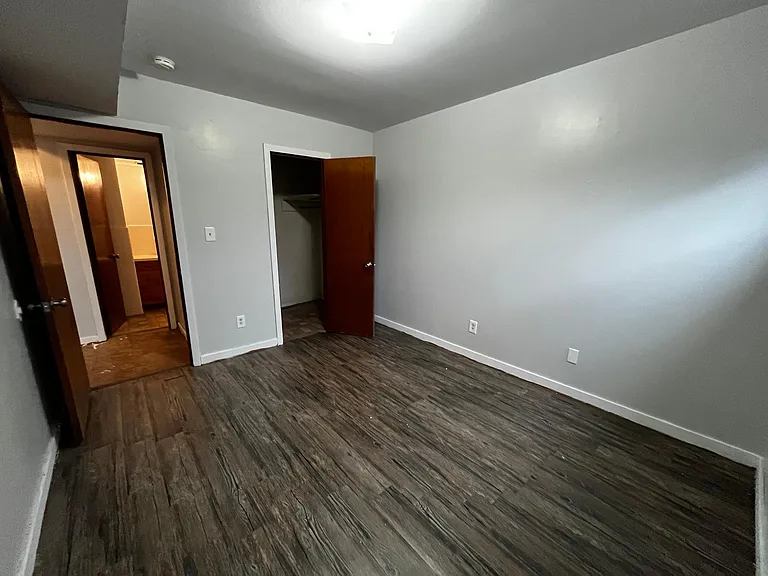 7740 4th Ave S #E — Photo 5