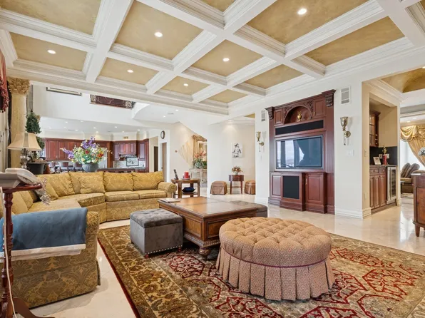 1-06 Samos Lane image 7 of 28