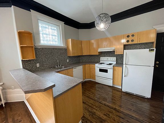 4th image of 411 Queen St #1