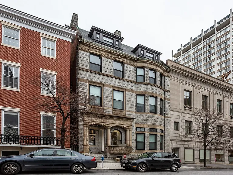 For Rent: Downtown Elegance at 605 Park Ave Your Urban Haven Awaits! — Photo 32