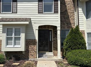 4505 Pegasus Dr, Saint Louis, MO 63129