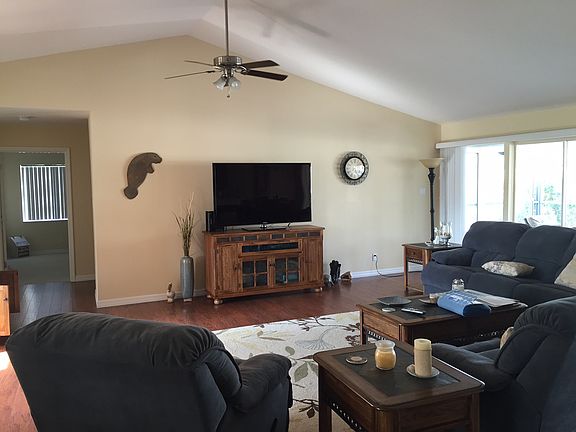 4th image of 439 Persian Ct