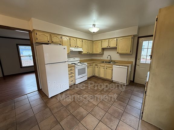 5th image of 10717 S Jamie Pl