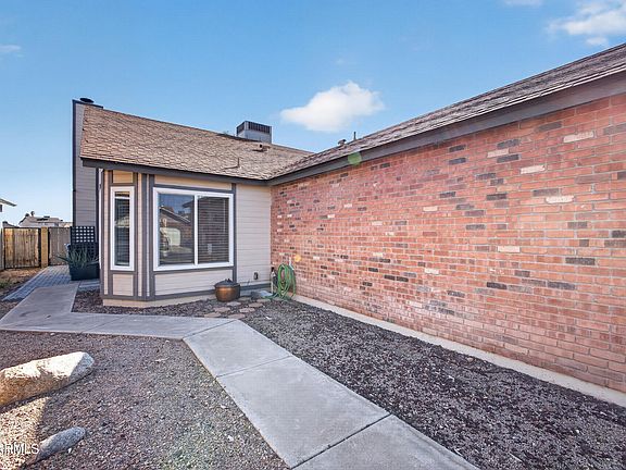 4th image of 3408 N APACHE Circle
