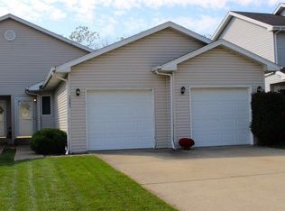 6948 Swan Ln, Schererville, IN 46375