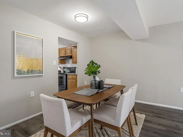 1212 Valley St — Photo 11