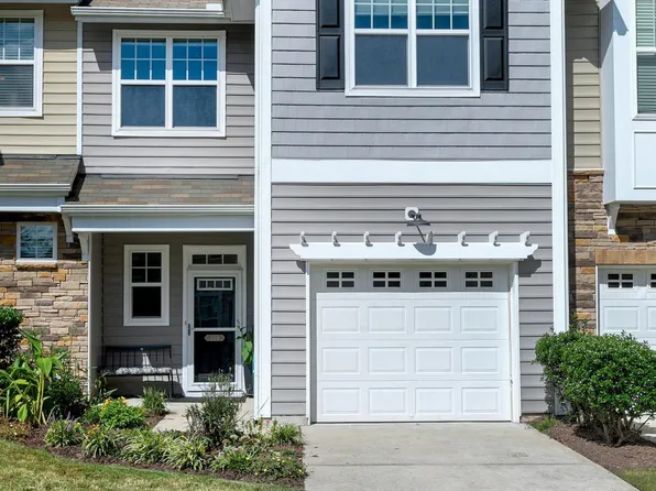 409 Stockton Gorge Rd, Morrisville, NC 27560