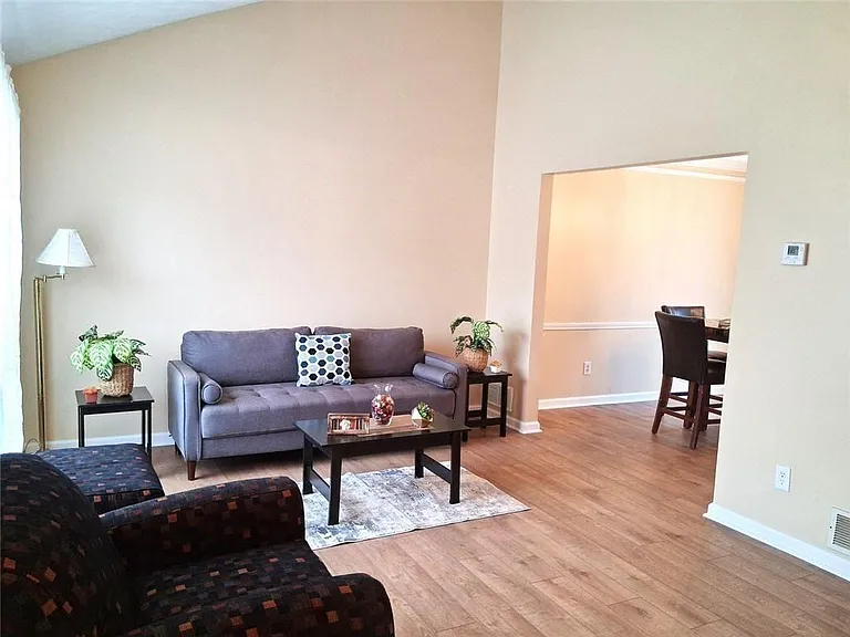 6543 Alford Way — Photo 9