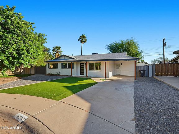 3rd image of 6813 E DIAMOND Street