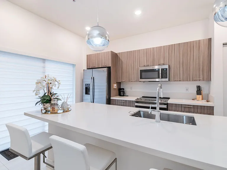 8045 104th Ave #7 — Photo 9