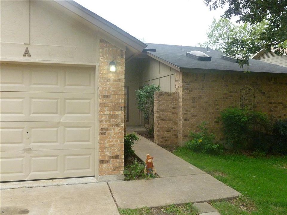 1st image of 8806 Piney Point Dr #B