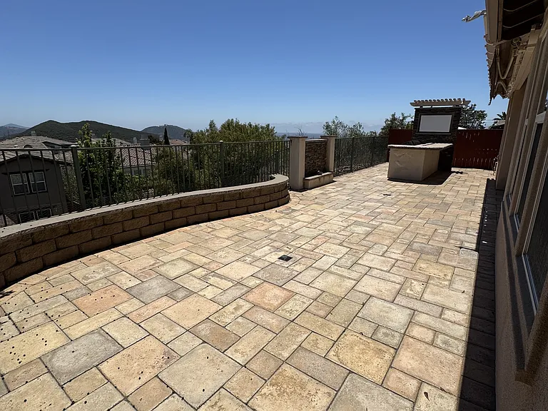 851 Antilla Way — Photo 36