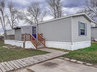 1014 Brookwood Ln, West Fargo, ND 58078