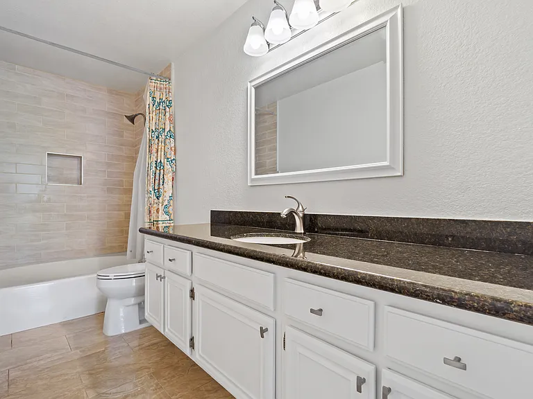 Master bath 1