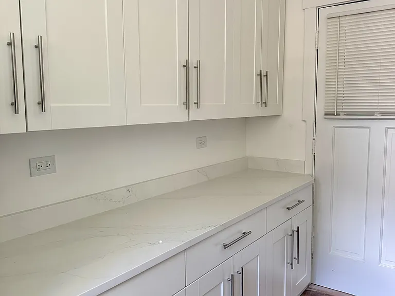 1350 W Hood Ave #2 — Photo 4