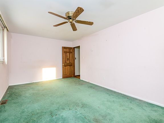 4th image of 1519 Perkins Ln