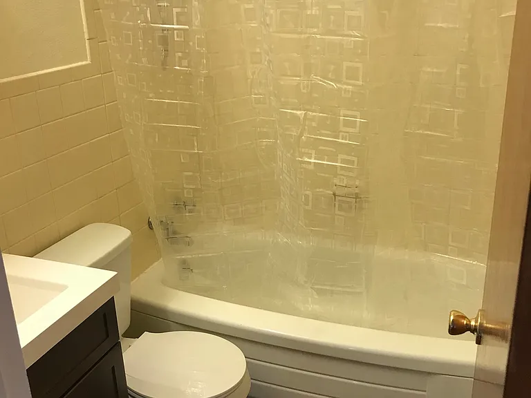 6253 Lake Ave #1 — Photo 7