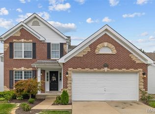 627 W Falls Ct, O'Fallon, MO 63368
