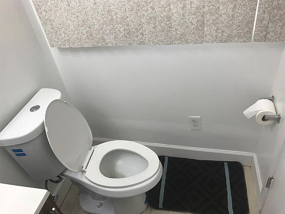 2nd image of 161 NW 164th St #5