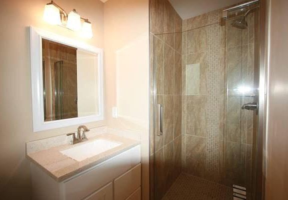 4th image of 835 Bing Dr APT 31