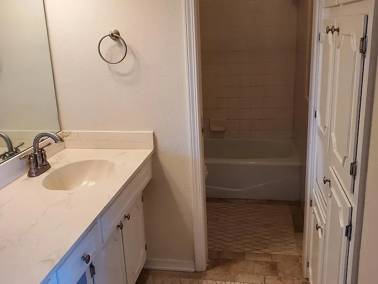 212 Deville Pl — Photo 7