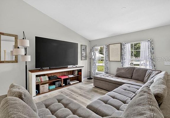 3rd image of 3857 SLEEPY HILL OAKS LOOP