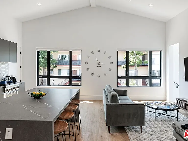 1236 N Spaulding Ave #2 — Photo 2