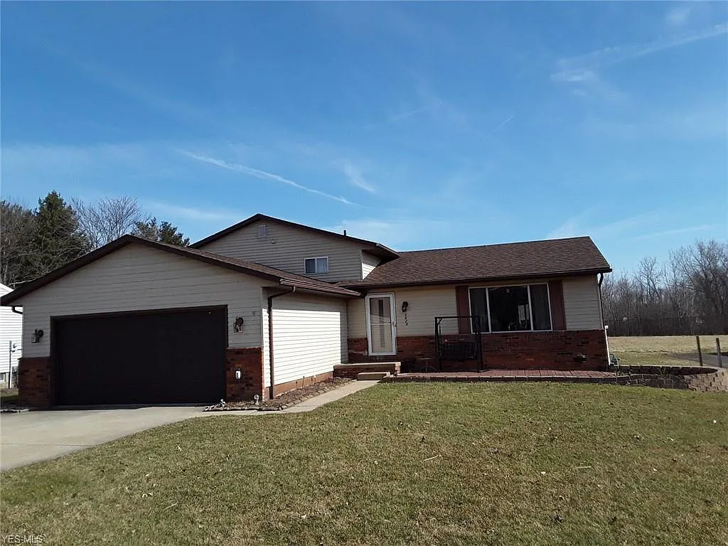 3628 Chelsea Dr photo 1