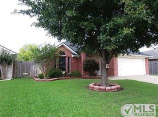 505 Cross Cut Dr, Arlington, TX 76018