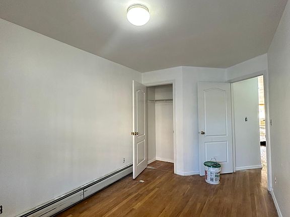 4th image of 1029 63rd St Floor 1