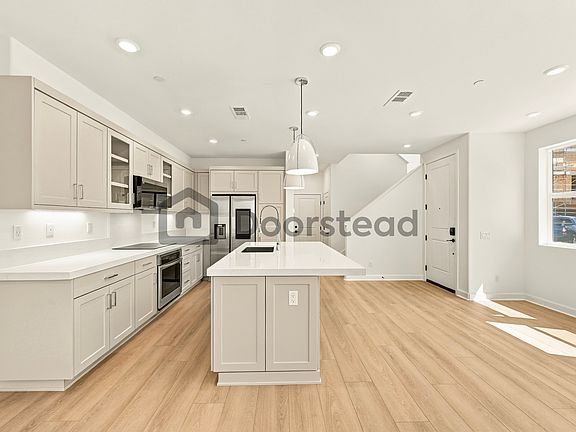 5th image of 380 Beaker Rd